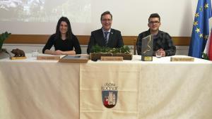 28053432_1989158681408471_967291368_n