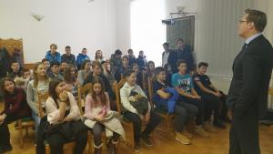 28117739_1989158641408475_790083823_n