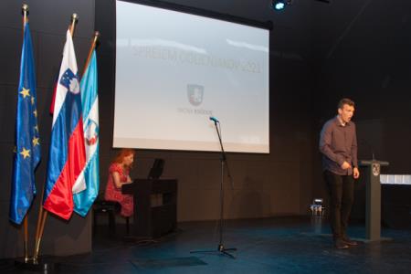 Glasbeni nastop Lovra Ponikvarja