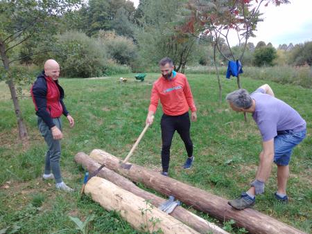 Priprava lesenih hlodov