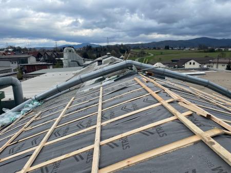 Del strehe v prenovi