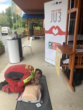 IMG-378b7bcce4c1638ddbea9005cabaf106-V