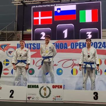 421993197_915036880624818_7058789828263650061_n