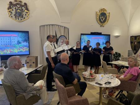 IMG-cb73a2ddb96de50aa2b7aabea53f3616-V