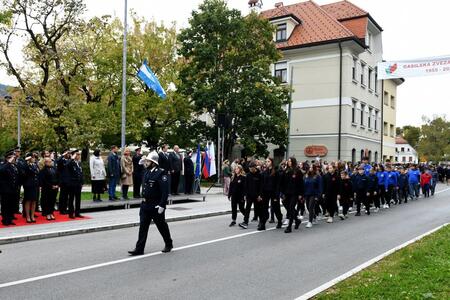 Ešalon mladine