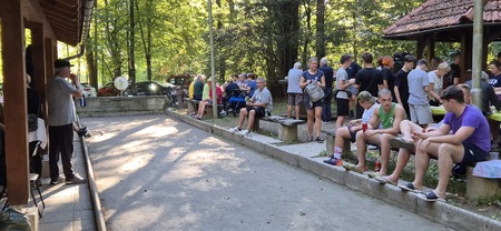 Koblarji skozi oči umetnosti in športa - balinanje