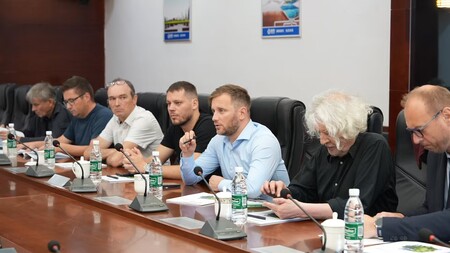 Kočevska delegacija.
